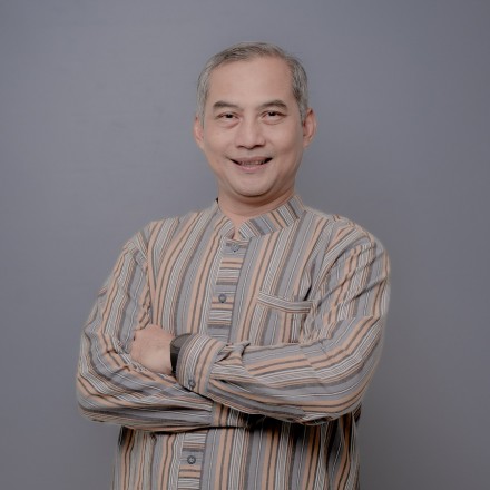 Dr. Arif Rianto Budi Nugroho, S.T., M.Si.